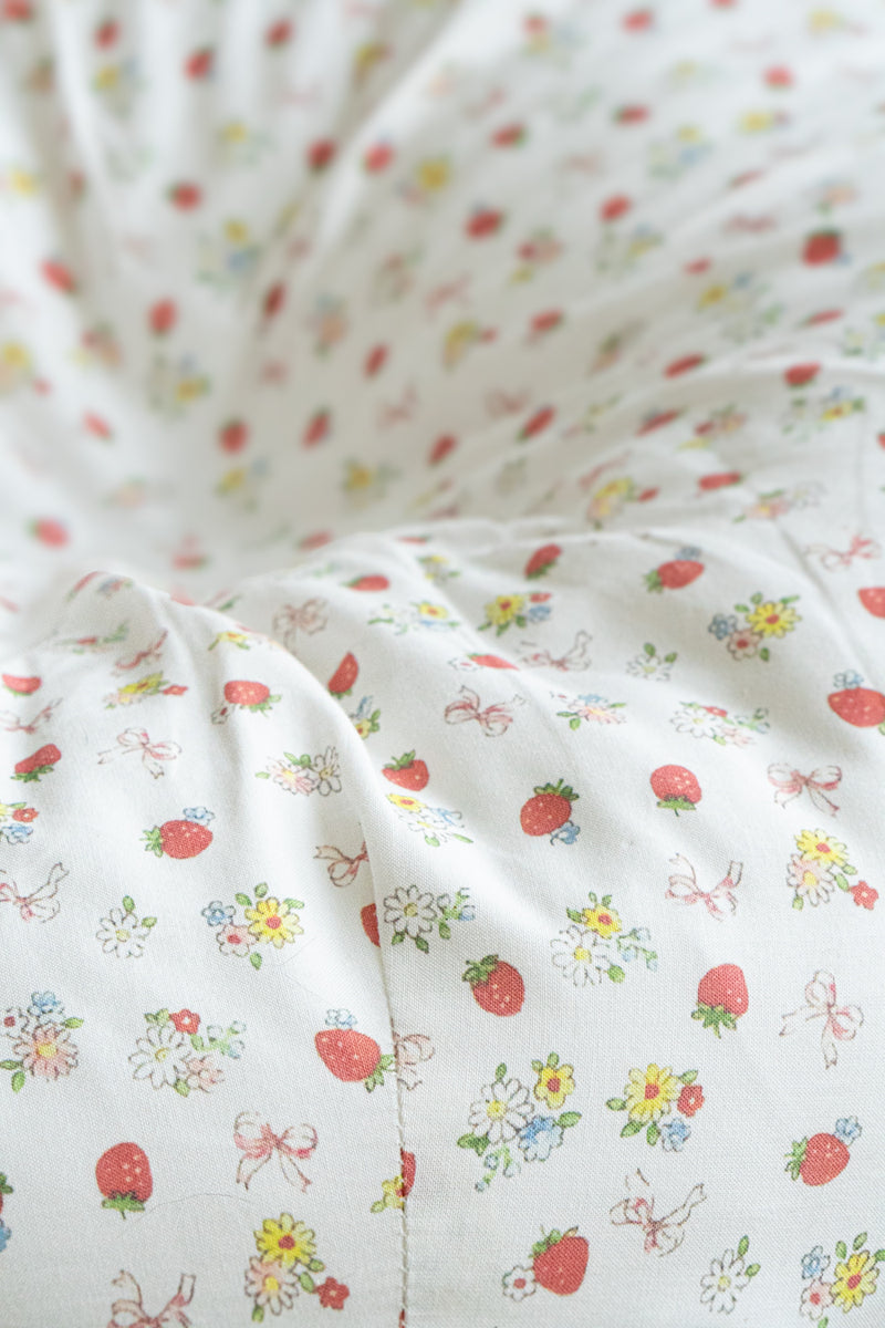 Strawberry Jam Pudding Bed